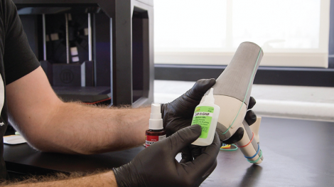 MakerBot-Article-guide-gluing