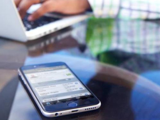 A4360 mitel-business-communications-competitive-advantage